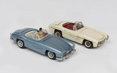 MERCEDES: Two 1:43 scale Danish die cast models of a Mercedes Benz 300 SL 2-Door Roadster by Tekno