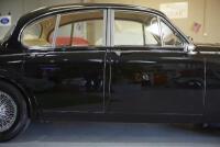 1964 JAGUAR 3.8 MKII SALOON - 24
