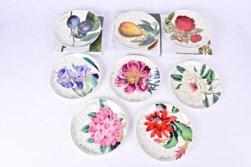 MAXWELL WILLIAMS: A collection of eight 'The Gardens Table' tea plates, three in original boxes, 19cm diameter