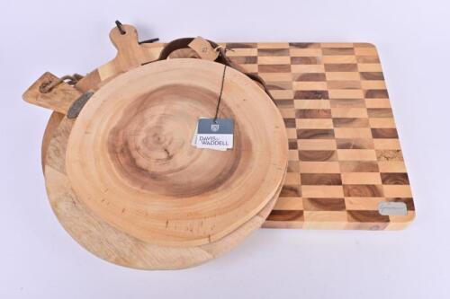 BREADBOARDS: Four wooden breadboards and a knife blocks, the largest 45cm wide, 36cm deep