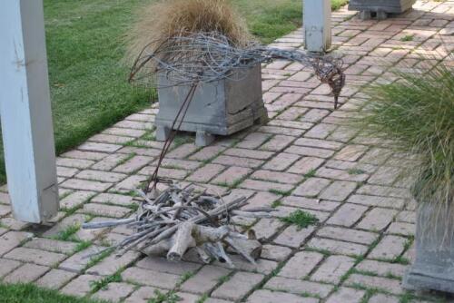 MATT WILLIAMS, Emu (Untitled), wire, stone and timber, 79cm high, 104cm wide *(see note)