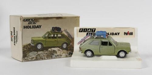 FIAT 127 (HOLIDAY): A 1:25 scale POLISTIL FIAT 127 HOLIDAY (S.29)