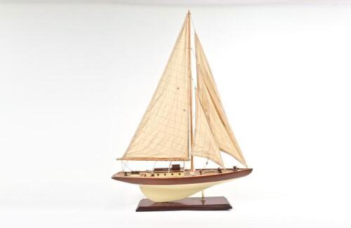 MODEL YACHT: A vintage style pond yacht on stand, early 20th century