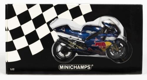YAMAHA: A NOS 1:12 scale Minichamps Yamaha YZR500 "Team Red Bull" '#8 Garry Mc Coy - Moto GP 2002'