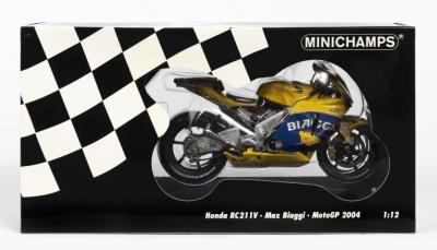 HONDA: A NOS 1:12 scale Minichamps Honda RCV211V #3 Max Biaggi - Moto GP 2004