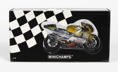 HONDA: A NOS 1:12 scale Minichamps Honda NSR500 "Team Nastro Azzuro" #46 V.Rossi - 500cc GP 2001