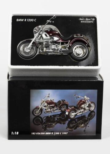 BMW: A NOS 1:18 scale BMW R1200C - 1997