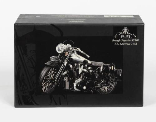 BROUGH SUPERIOR: A NOS 1:12 scale Minichamps 'Classic Bike Series' Brough Superior SS1000 T.E Lawrence (Lawrence of Arabia) - 1932