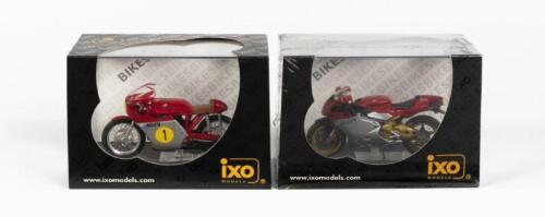 MV AUGUSTA: A NOS 1:24 scale IXO MV Augusta 500 3cil "Giacomo Agostini #1 World Champion 1967