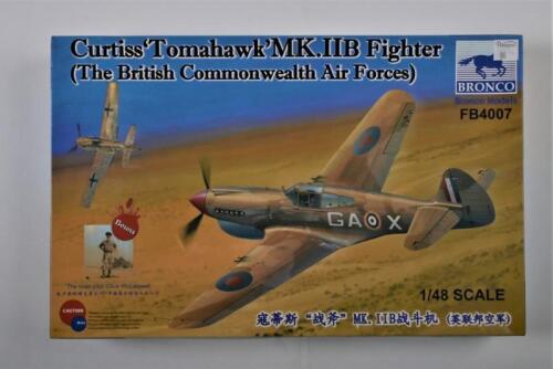 BRONCO: A 1:48 scale Curtiss "Tomahawk" MK.IIB Fighter boxed model kit