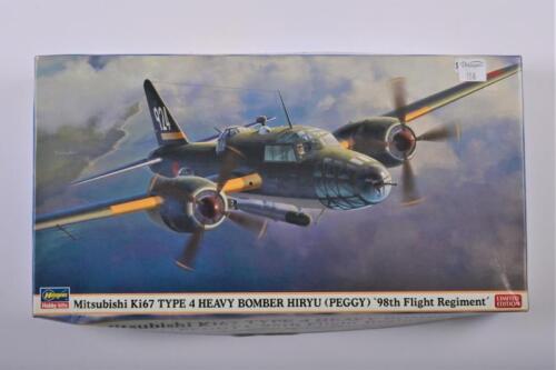 HASEGAWA: A 1:72 scale Limited edition Mitsubishi Ki67 Type 4 Heavy Bomber Hiryu (PEGGY) "98th Flight Regiment" boxed model kit