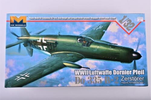 HK MODELS: A 1:32 scale Do 335 B-2 WWII Luftwaffe Dornier Pfeil boxed model kit