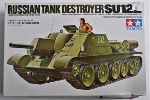 TAMIYA: A 1:35 scale Russian tank destroyer SU122 boxed model kit