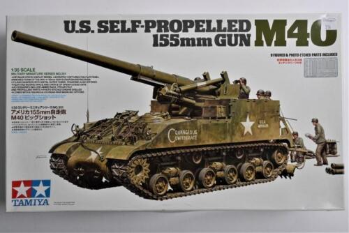 TAMIYA: A 1:35 scale U.S. Self-propelled 155mm gun M40 boxed model kit