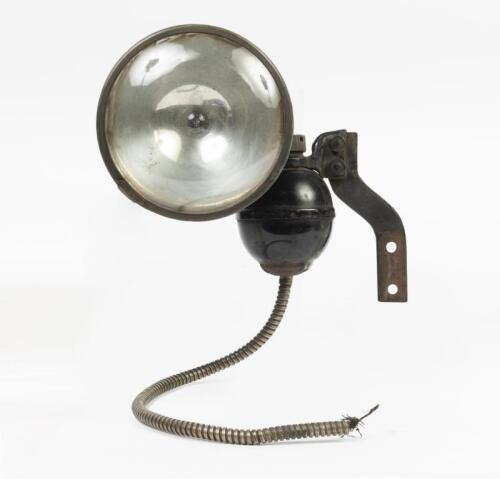 LAMP: An American lamp by Autoreelite Chicago