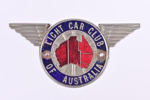 LIGHT CAR CLUB: A 'LIGHT CAR CLUB OF AUSTRALIA' car badge