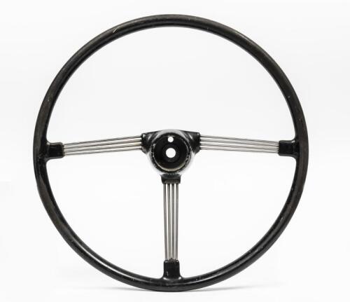 BLUEMELS: A 1950s/1960s Bluemels 15" steering wheel, used on Riley 1.5 / Wolseley 1500 / Morris 1000