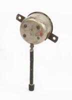 CLOCK: A small Smiths (M.A) L.B.W 6 volt dash clock - 2