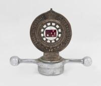 BADGE: A RACV membership badge numbered '26985' by Stokes - 2