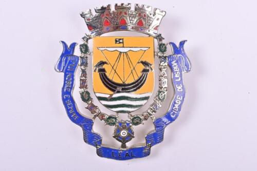 PORTUGUESE: A Portuguese, Lisbon City car badge
