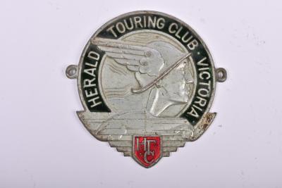 HERALD TOURING CLUB: A 'HERALD TOURING CLUB - VICTORIA' car badge by Stokes of Melbourne