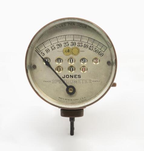 JONES SPEEDOMETER: A Jones Speedometer. Circa early 1900's