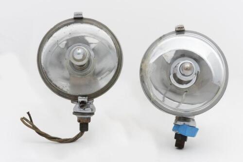 LUCAS: A pair of LUCAS SLR 576 lamps. Suits Jaguar, Austin Healey, Mini, MG, Aston Martin, Ferrari. Convex lense measurement 15 cm
