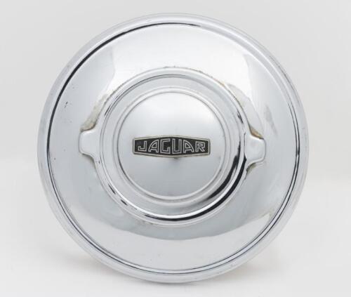 JAGUAR: A Circa 1960's Jaguar hub cap