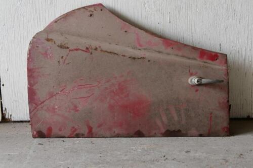 TRIUMPH: An original TR 2 L.H.S door