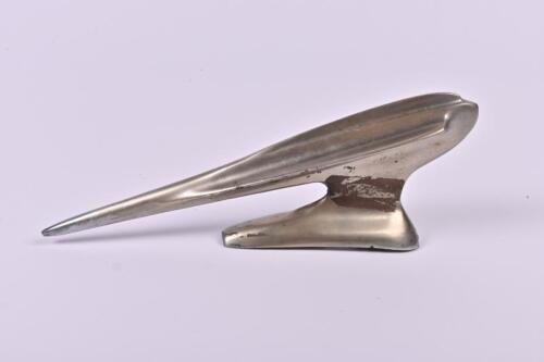HOOD ORNAMENT: An Art Deco bonnet ornament