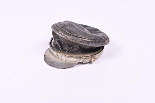 WALLET: A novel loose change holder in the form of a chauffeur's cap