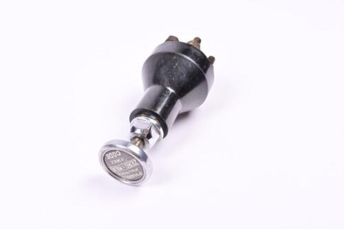SWITCH: A circa 1920s/30s French Bakelite two stage pull switch for lights