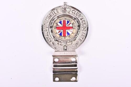 R.A.C ASSOCIATE: A 1920's - 1930's Royal Automobile Club Associate membership badge. Membership number 'N84035'