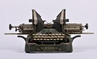 TYPEWRITER: A circa 1920 Oliver typewriter with the standard keyboard, made in the USA, 28cm high, 58cm wide, 36cm deep