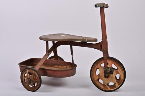 TRICYCLE: A mid-century child's steel tricycle with tray
50cm high