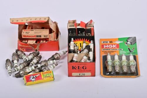 SPARK PLUGS: A collection of spark plugs, most unused including KLG Corundite/FE70/F20FE75; four NGK BP6E VG;five Motorcraft AE901; Bosch W7D/W20/B7ES