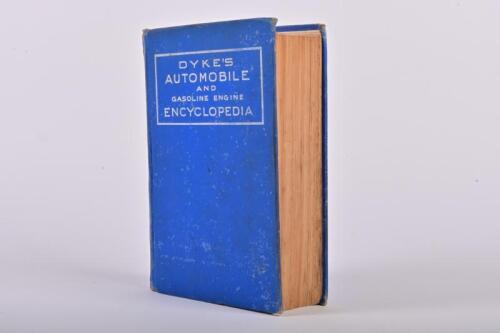 DYKES: 'DYKES AUTOMOBILE AND GASOLINE ENGINE ENCYCLOPEDIA'. Circa 1928