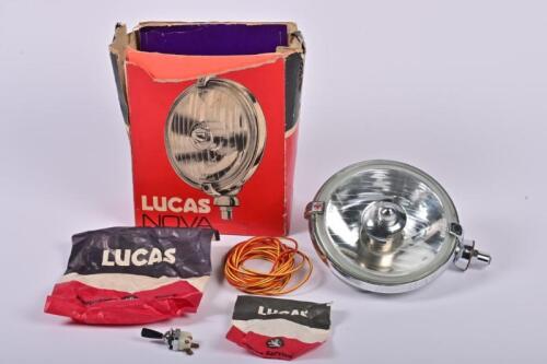 LUCAS: An unused chrome 1969 LUCAS NOVA LR10 SPOT LAMP (M5)