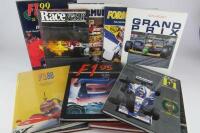 F1 YEARBOOKS: A quantity of F1 yearbooks from 1984 to 1999.