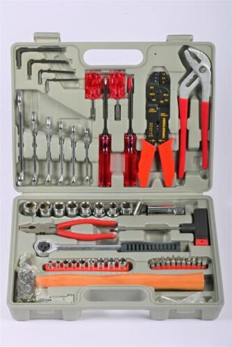 SOCKET SET: A set of spanners and sockets in a carry case
