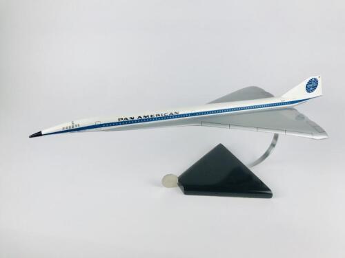 PAN AM: A 'Douglas 2229' ' Clipper Mayflower' prototype wooden model (53cm long) ficticious registration 'N514PA'.