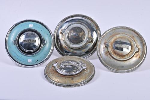 JAGUAR: A set of Jaguar Mk.II hub caps