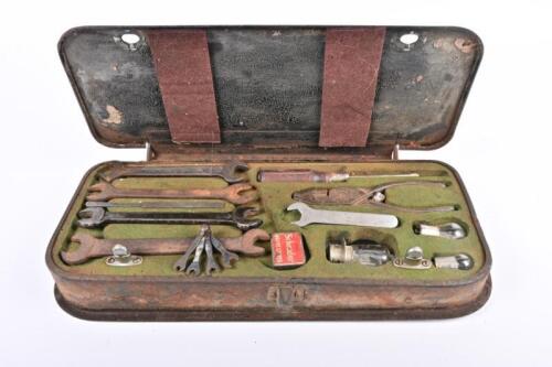 JAGUAR: An original Jaguar Mk VII, VIII and IX near complete tool kit