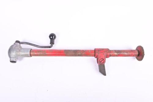 JAGUAR: A Smith's BEVEL Lift car jack, suitable for Jaguar XK, Mk VII