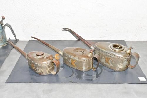 OILERS: Three oilers by Kaye's.