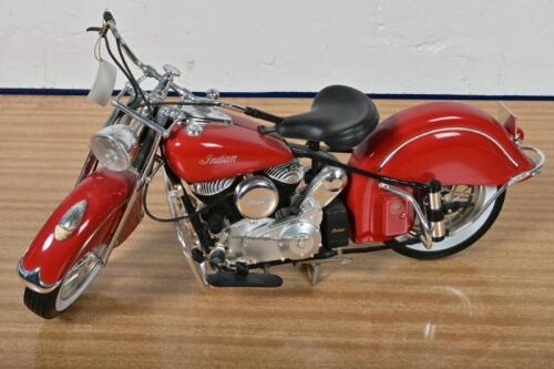 INDIAN: A 1:6 scale Gilroy 1948 Indian Chief 348 Motorcycle