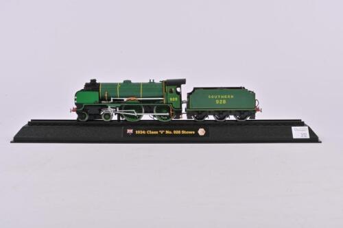 AMERCOM MODELS: An Amercom die-cast plastic model Class 'V' No. 928 Stowe - 1934 diecast model No OO-5 1:76 Scale