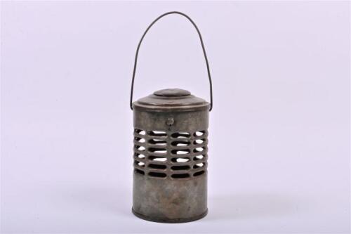 APPLETONS: A circa 1900 Appletons works warning lamp with no internal burner, 25cm high
