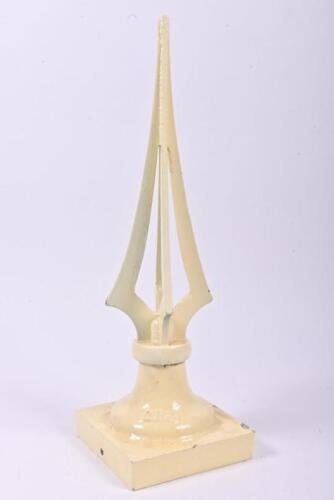 QUEENSLAND RAILWAYS: A cast iron finial for lower quadrant signal, two parts complete, 60cm high