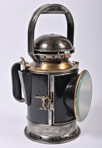 BRITISH RAILWAYS: A circa 1920s guards oil lamp complete with kerosene burner, 30cm high